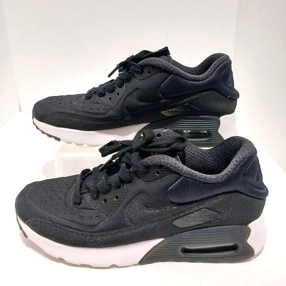 Nike Air Max 90 Ultra‎ PRM Sneakers, Size 7.5W|6Y|EUR 38.5